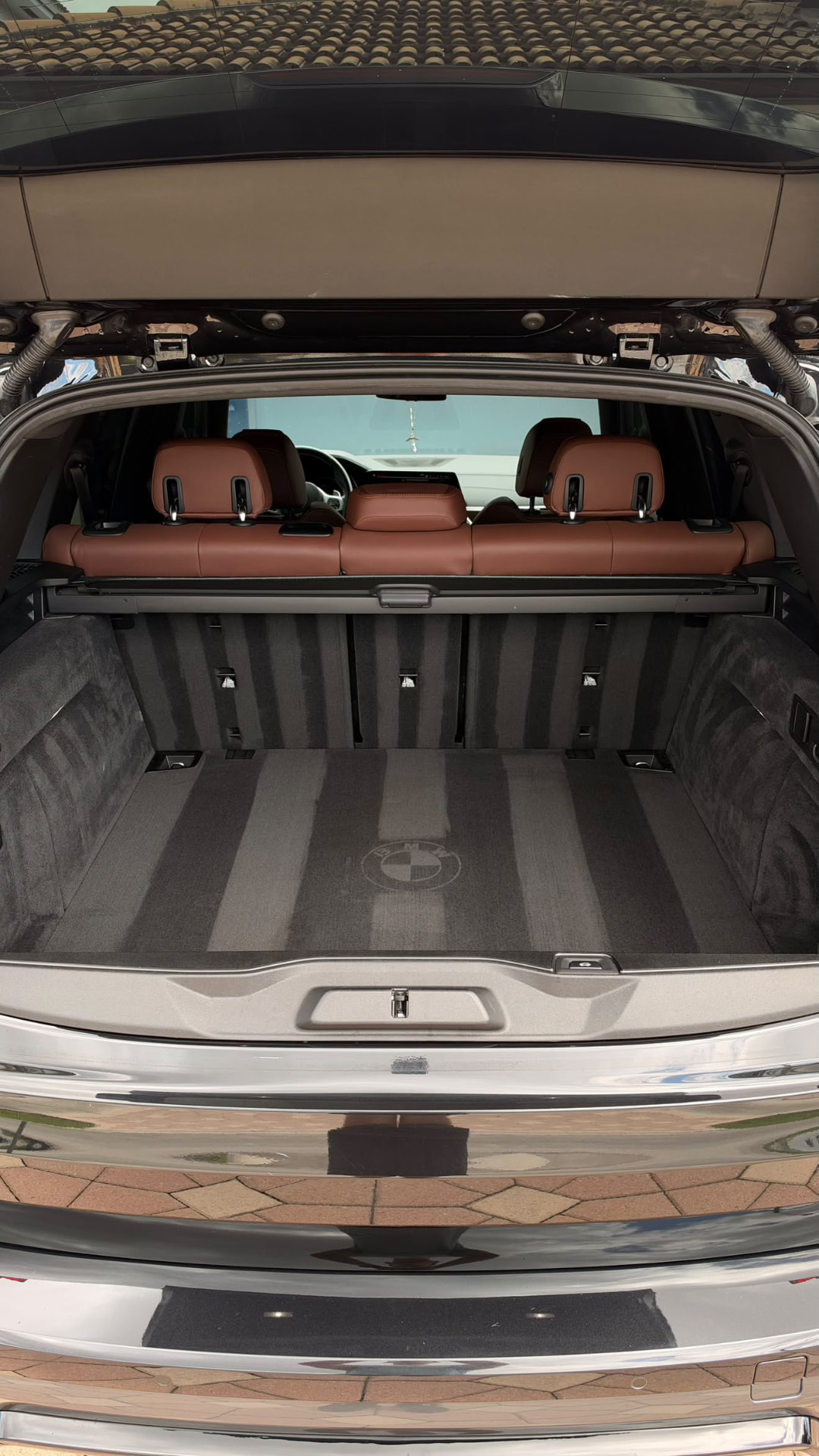 BMW X5 trunk wide view after an interior detail