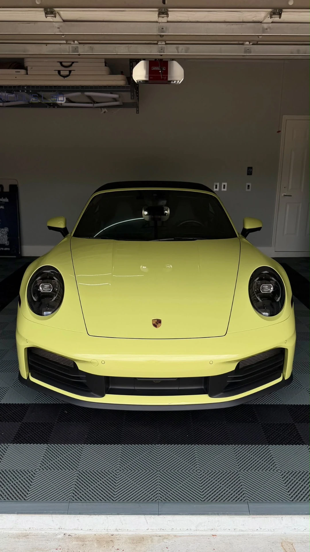 Porsche Lime Garage photographed by DeliciousLab in Miami