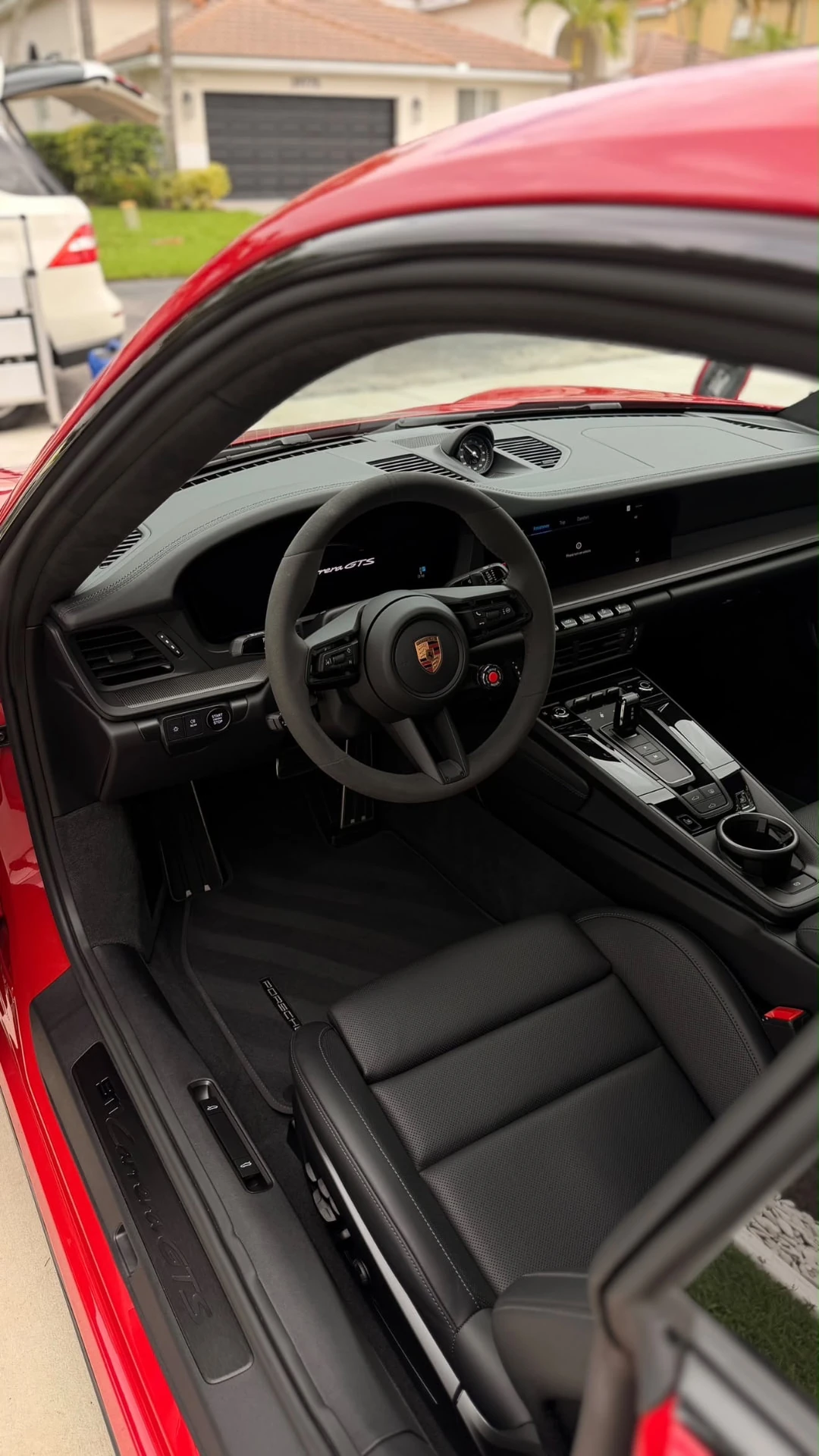 Porsche Open Door photographed by DeliciousLab in Miami